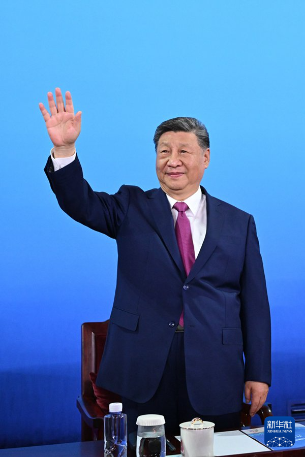 1762741710084088953.jpg gLGb5pFLiK6R1mJ2.jpg